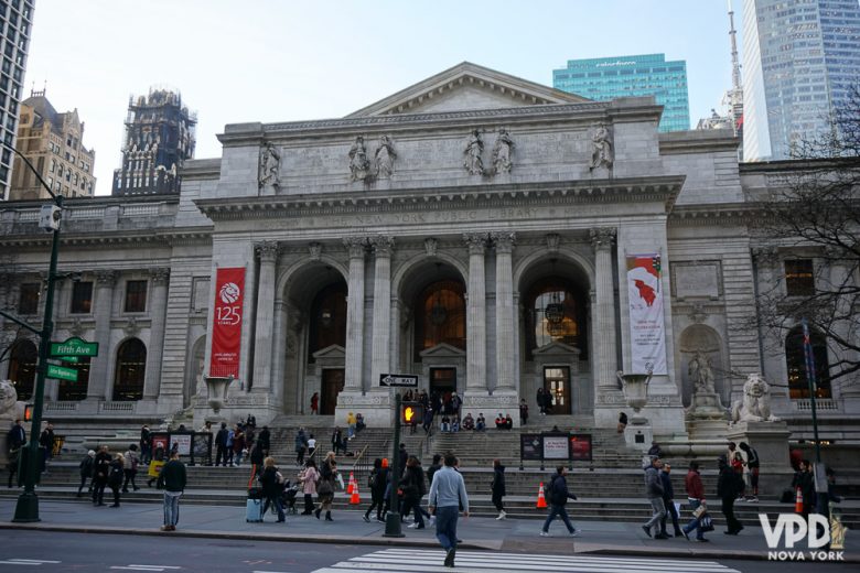 Fachada de um museu em Nova York. O mais gostoso é mesclar as compras com outros passeios, mas tudo depende do propósito da sua viagem.