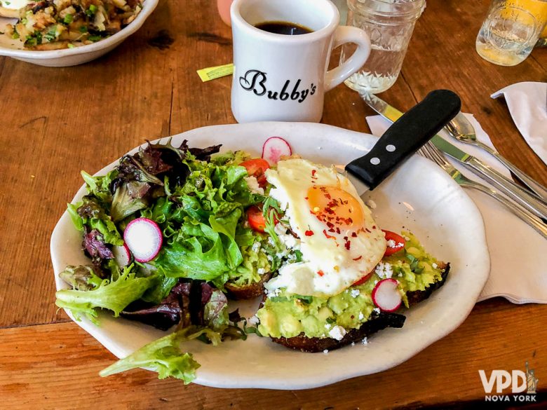 Foto da comida do Bubby's, restaurante delicioso para brunch