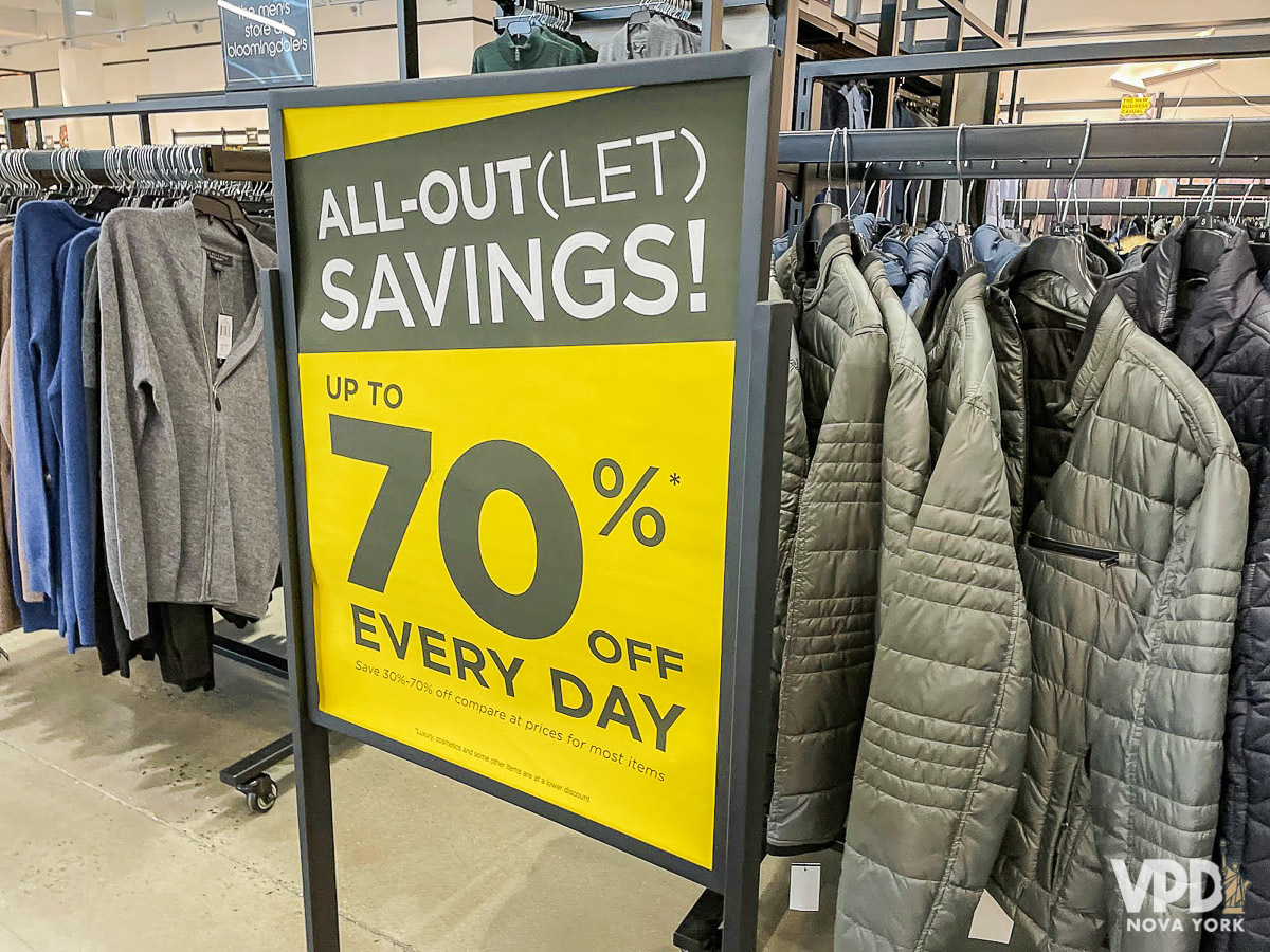 The Mills at Jersey Gardens outlet barato perto de Nova York